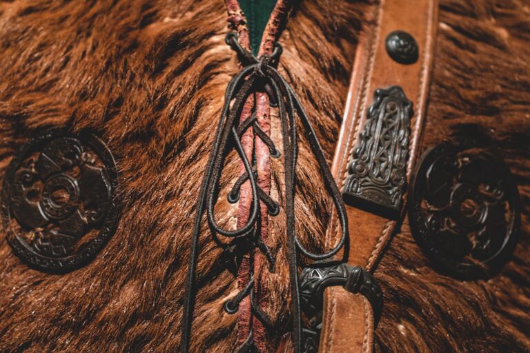 Leather Crafting Techniques for Stunning Handmade Accessories